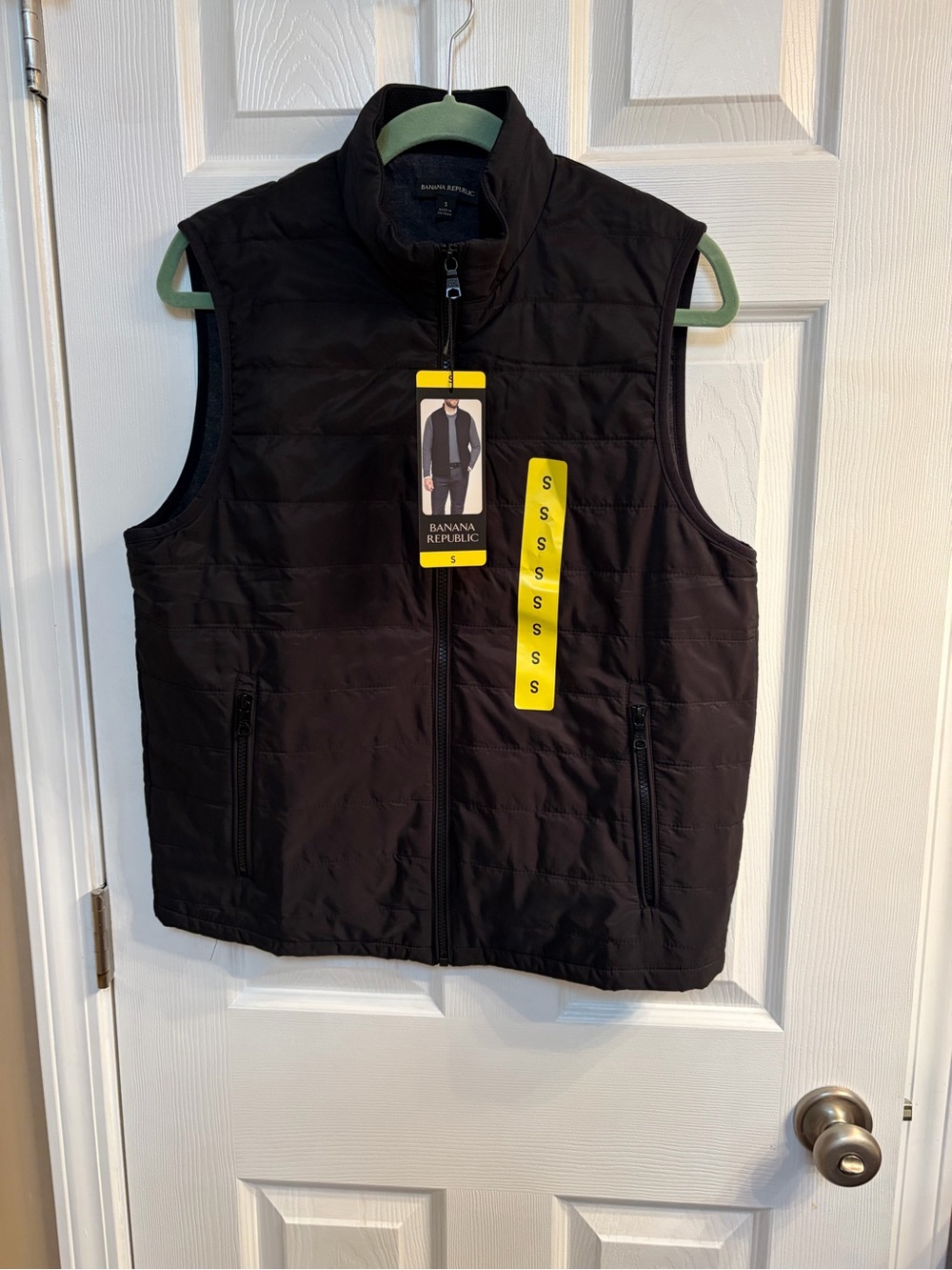 Banana Republic Men's Black Quilted Packable Vest